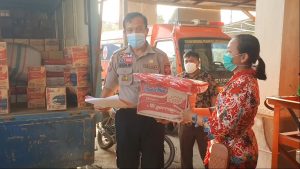 Penyaluran Bantuan Korban Banjir Kb. Melawi dan Sintang